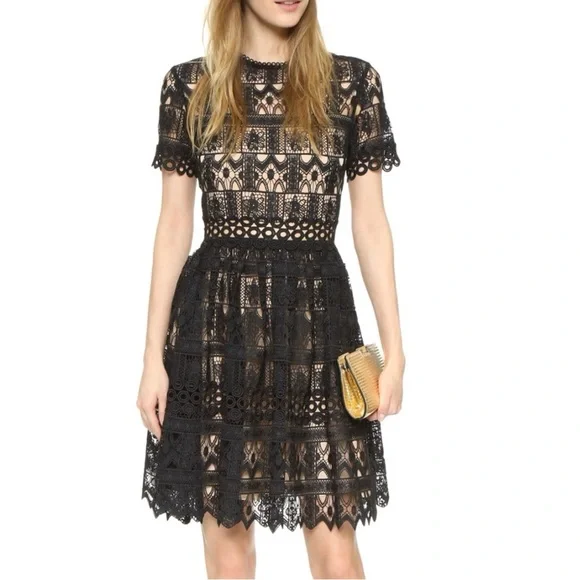 Alexis Lula Guipure Lace Eyelet Short Sleeve Mini Dress Black Women’s Medium - Picture 2 of 11